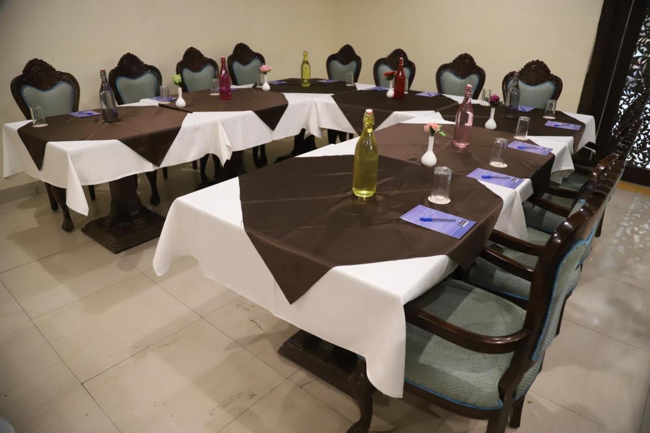 Hotel Residency Palace Τζοντχπούρ Εξωτερικό φωτογραφία