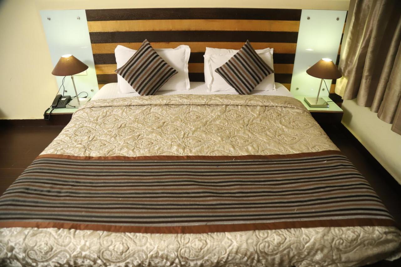 Hotel Residency Palace Τζοντχπούρ Εξωτερικό φωτογραφία